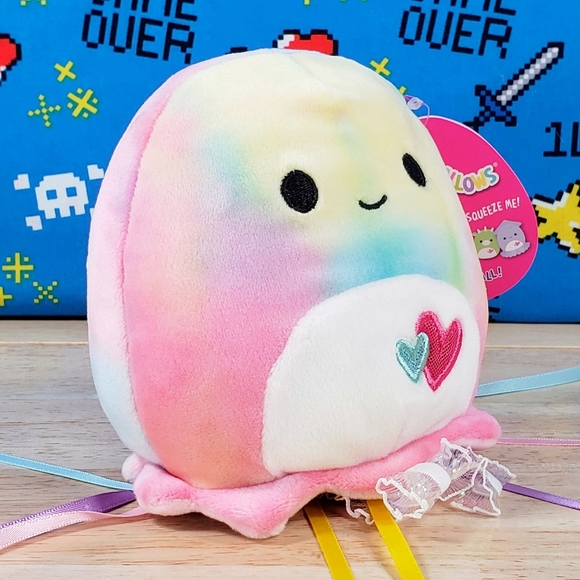 Squishmallow Janet the Jellyfish 5" UltraSoft Stuffed Valentine's Day Plush NWT - Picture 2 of 12